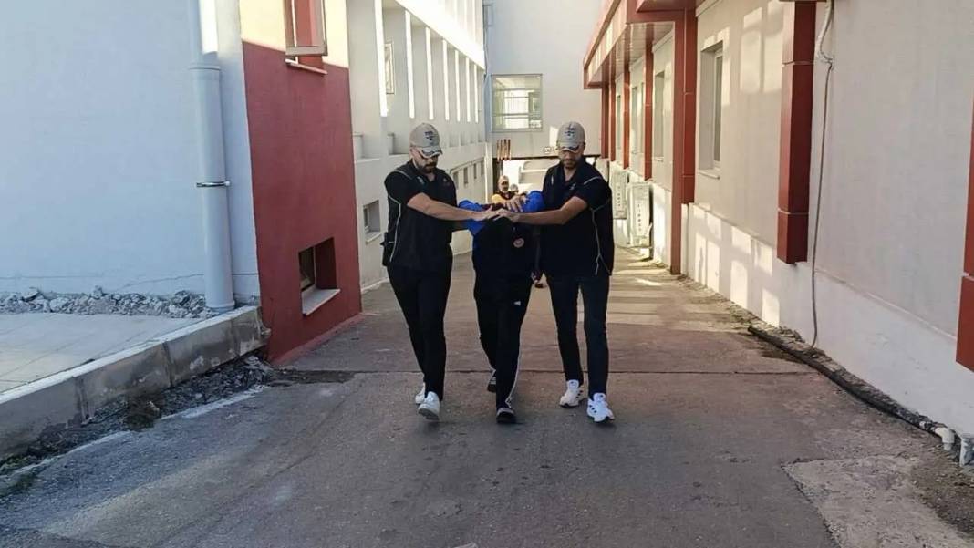 Adana’da IŞİD Propagandasına Geçit Yok! 3 Tutuklama 5